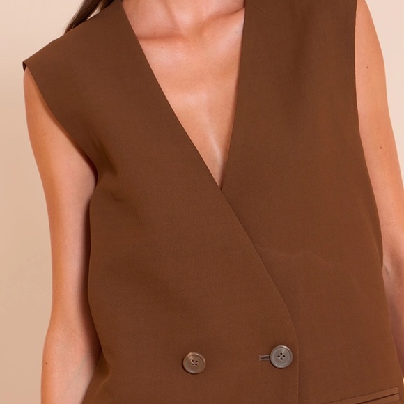 BROWN BOXY OVERSIZED VEST - Picture 2 of 5